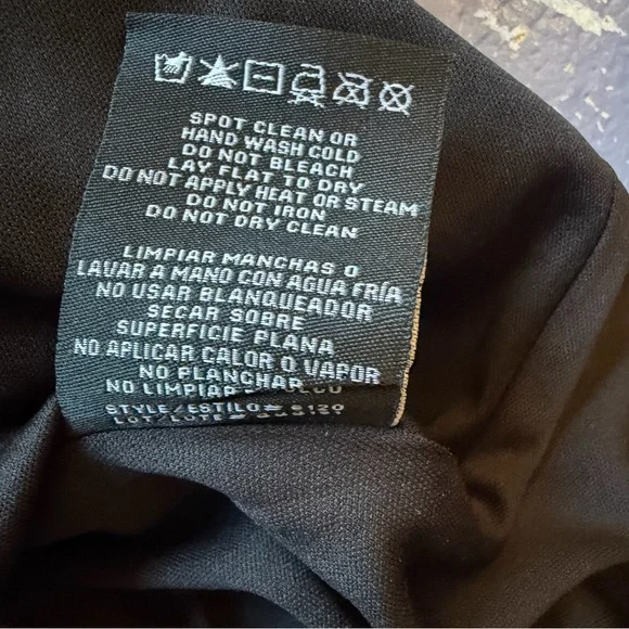 R&M Richards Black and Gold Sequin Maxi Dress,NWT,Size 8 - Picture 15 of 16